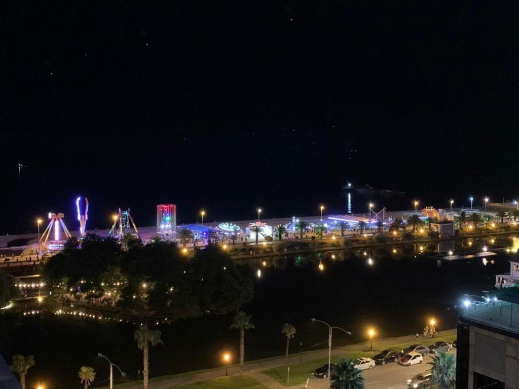 Orbi City Luxury Suit Batumi Exterior photo
